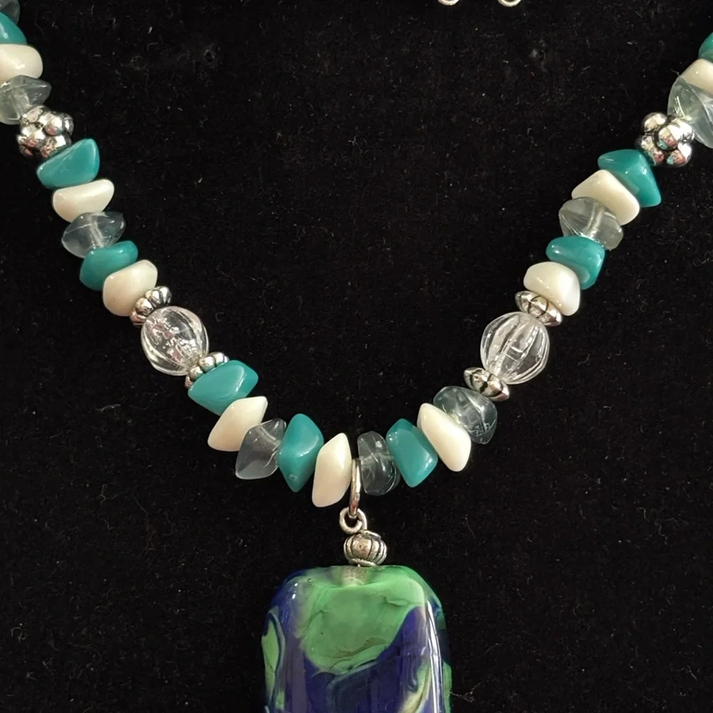 Green and Blue Glass Pendant and Beaded Necklace - Picture 3 of 4